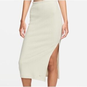 Nike Knit Ribbed Midi Skirt